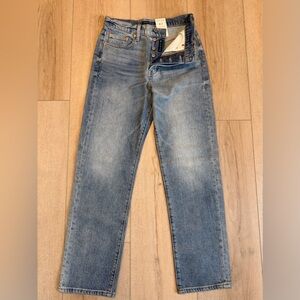 🍀 NWT Lucky Brand High Rise 90s Loose. Size 4/27